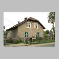 022-1311 Goldbach im Sommer 2002. Das Mietshaus Robert Podehl. Hier wohnte der Schneidermeister Gustav Schlisio mit seiner Familie..JPG